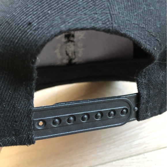 One Ok Rock Japanese Rock Band SnapBack Hat in Black - Picture 3 of 6